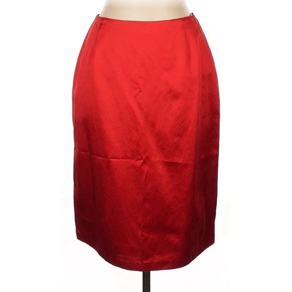 Like New Bloomingdales Skirt, red, size 10